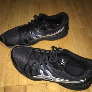 Asics women’s volleyball shoes